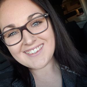 Meet your Posher, Carly